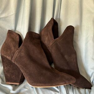 Splendid booties size 11 brown suede 4 inch heel
